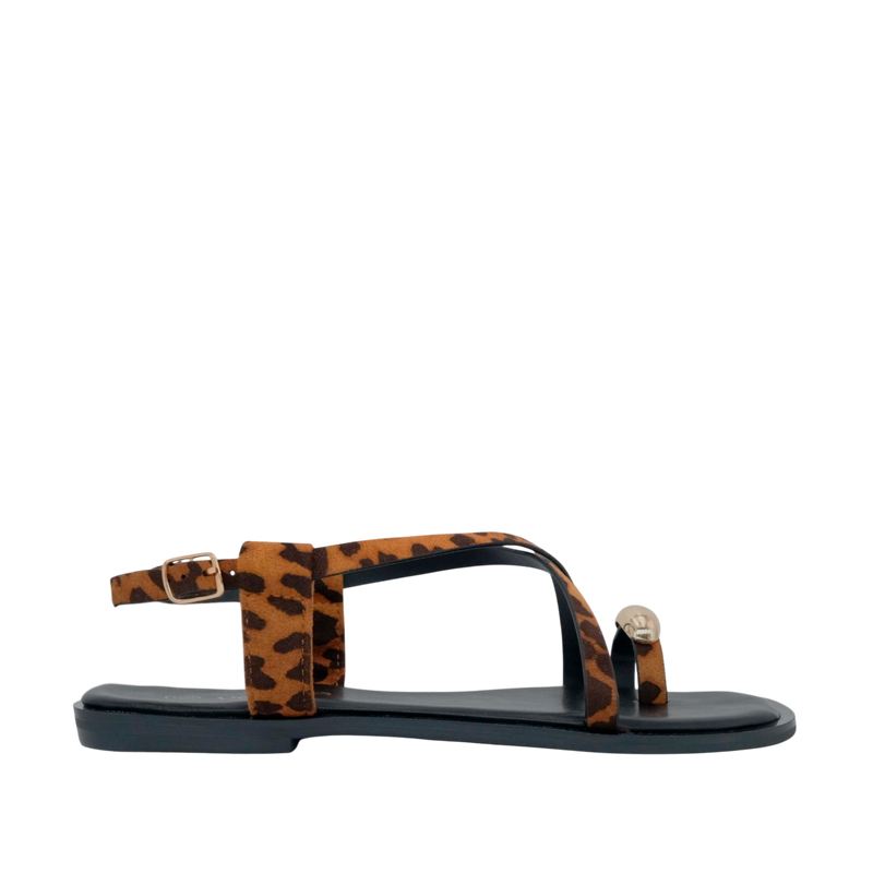Sandalias flats Estela para mujer color animal print
